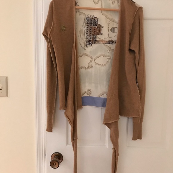 Claudette - Picture 3 of 4